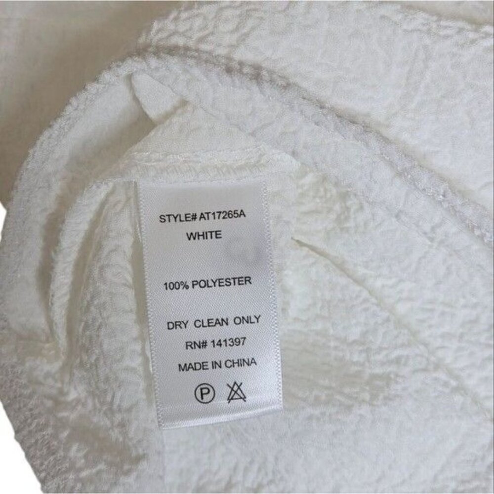 ASTR white crepe puff sleeve square neck body suite size medium - Picture 10 of 14